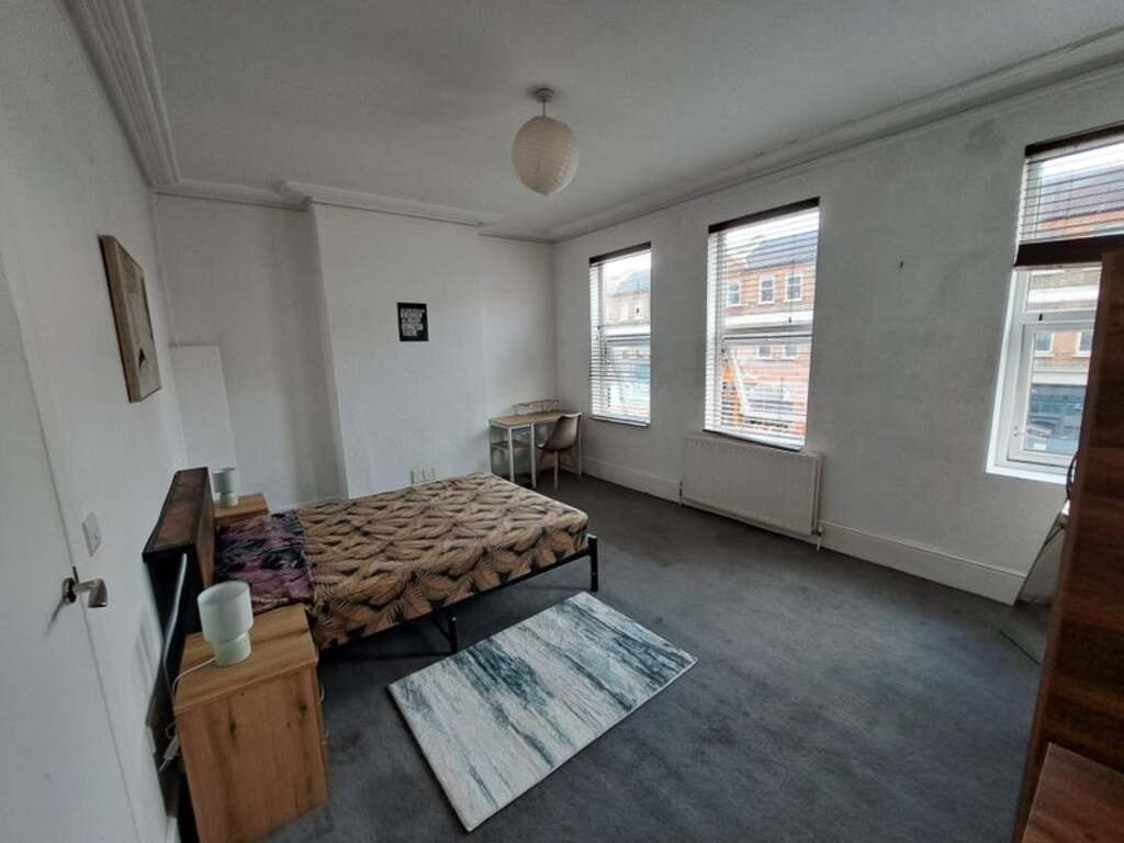 Room Honor Oak Park in Greater London