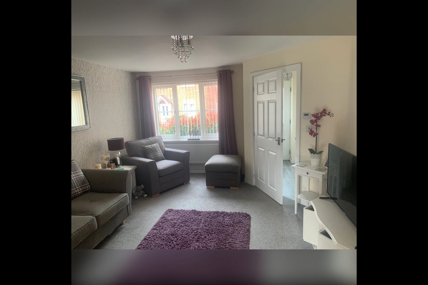House Whitefield Crescent in Tewkesbury
