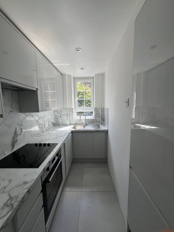 Room Manciple Street in Greater London