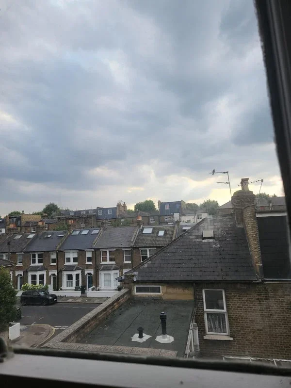 Room Tunis Road in Greater London