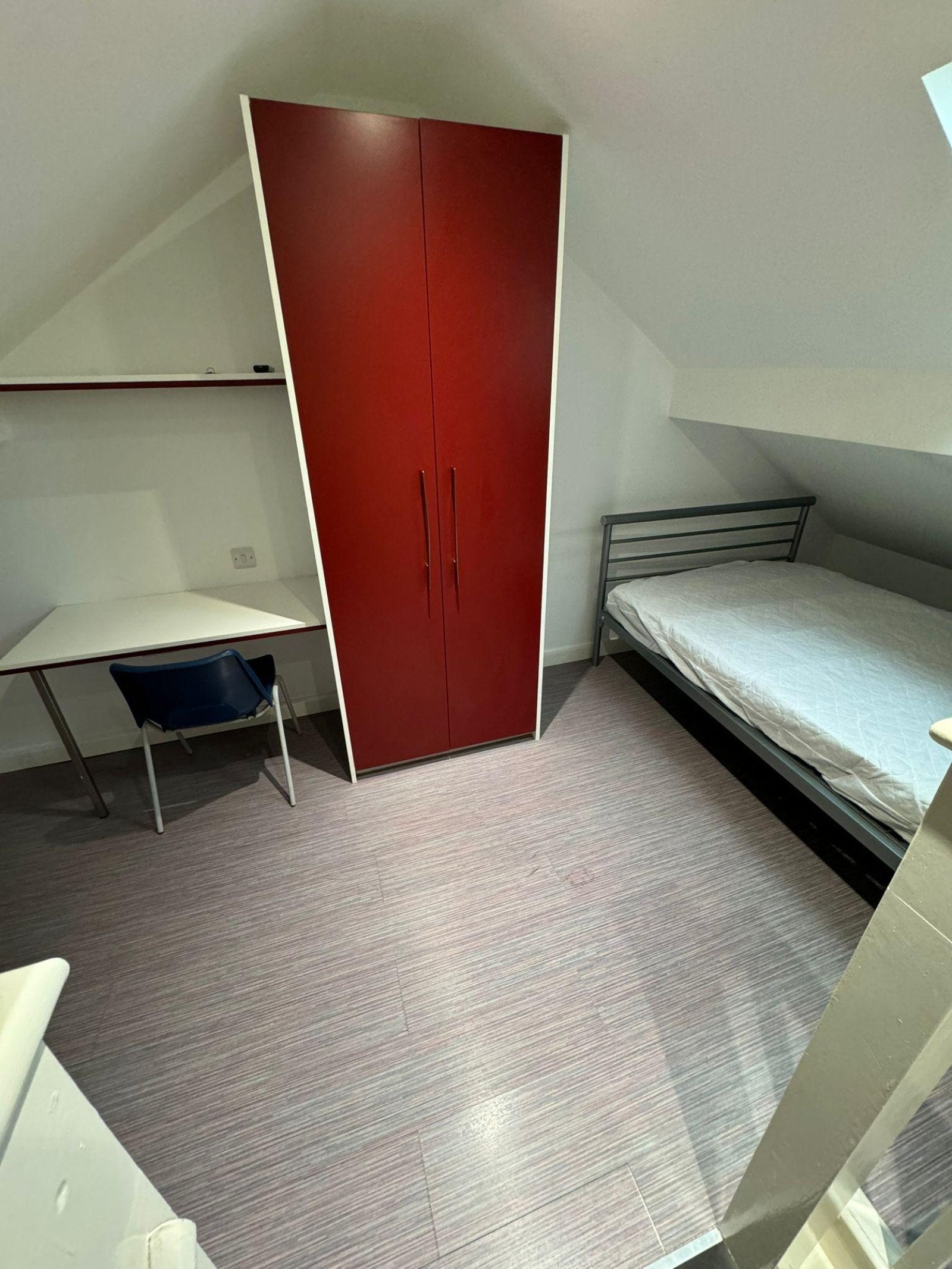 Room Cauldon Road in Stoke-on-Trent