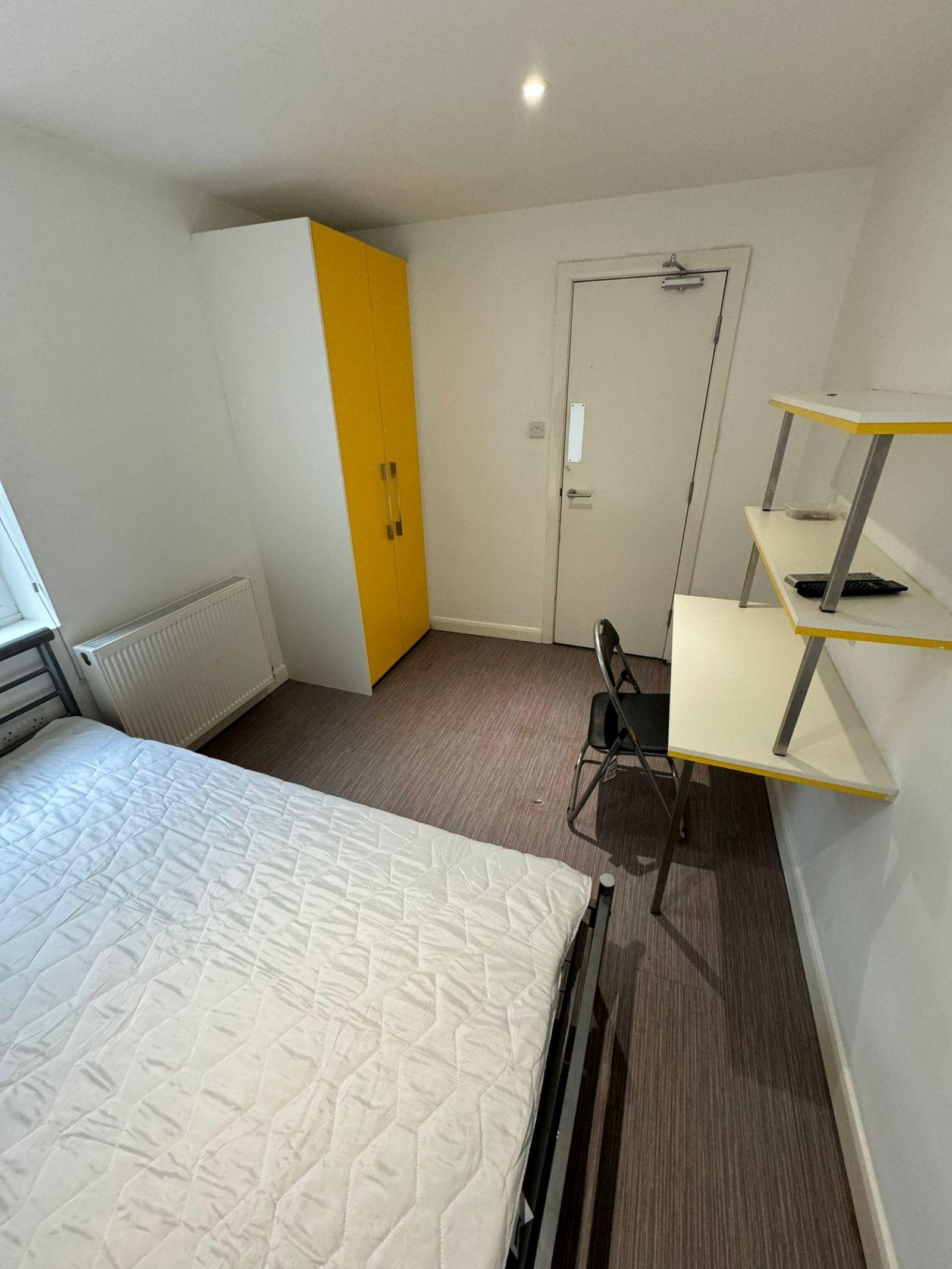 Room Cauldon Road in Stoke-on-Trent