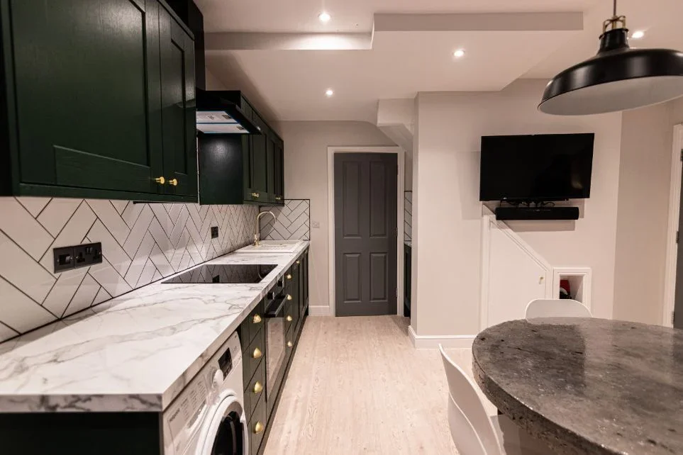 Flat Hawarden Avenue in Liverpool
