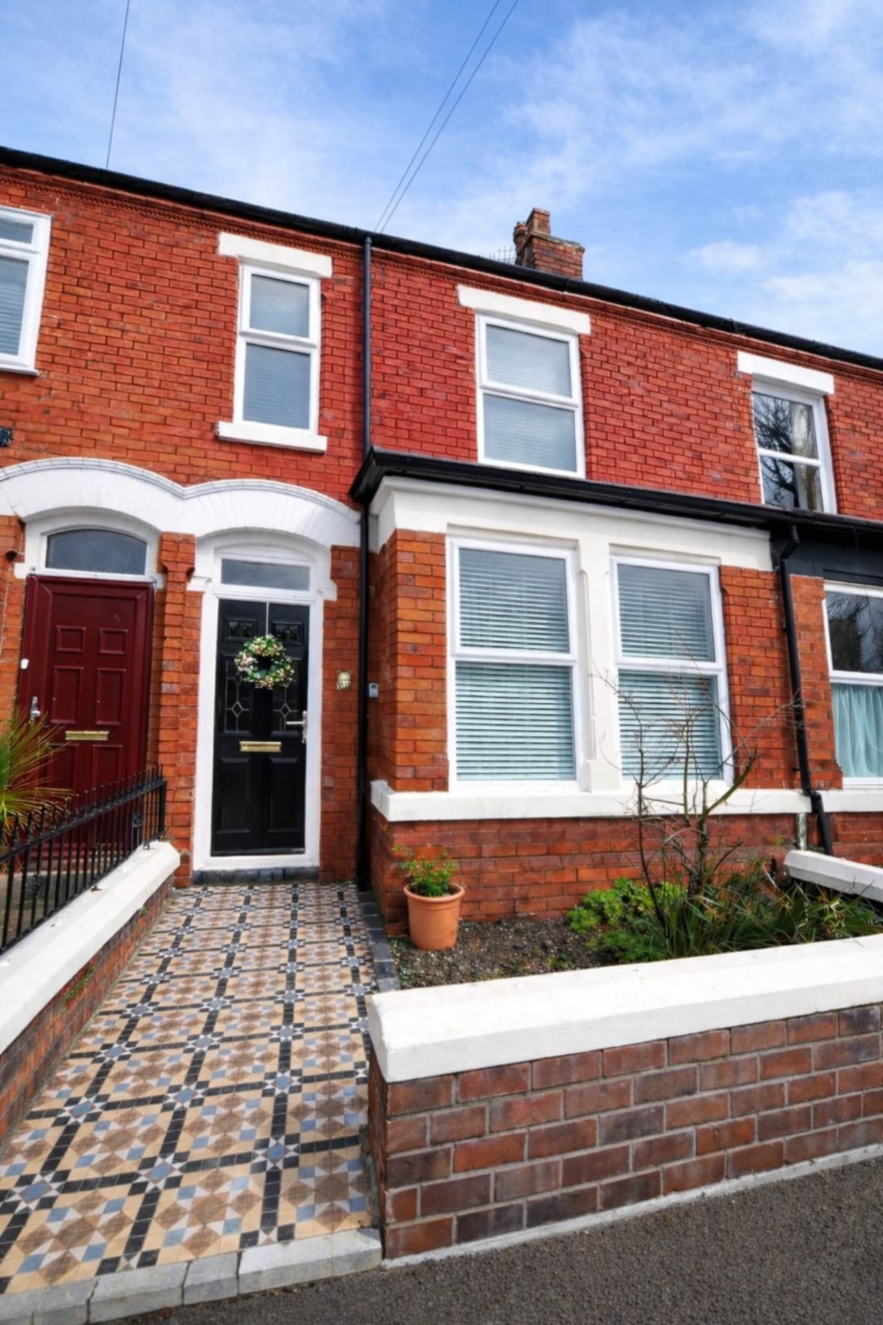 Room Grange Avenue in Warrington