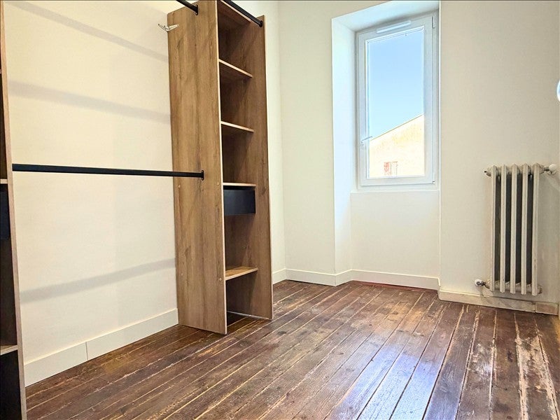 Appartement Rue de la République à Saint-Étienne-du-Grès