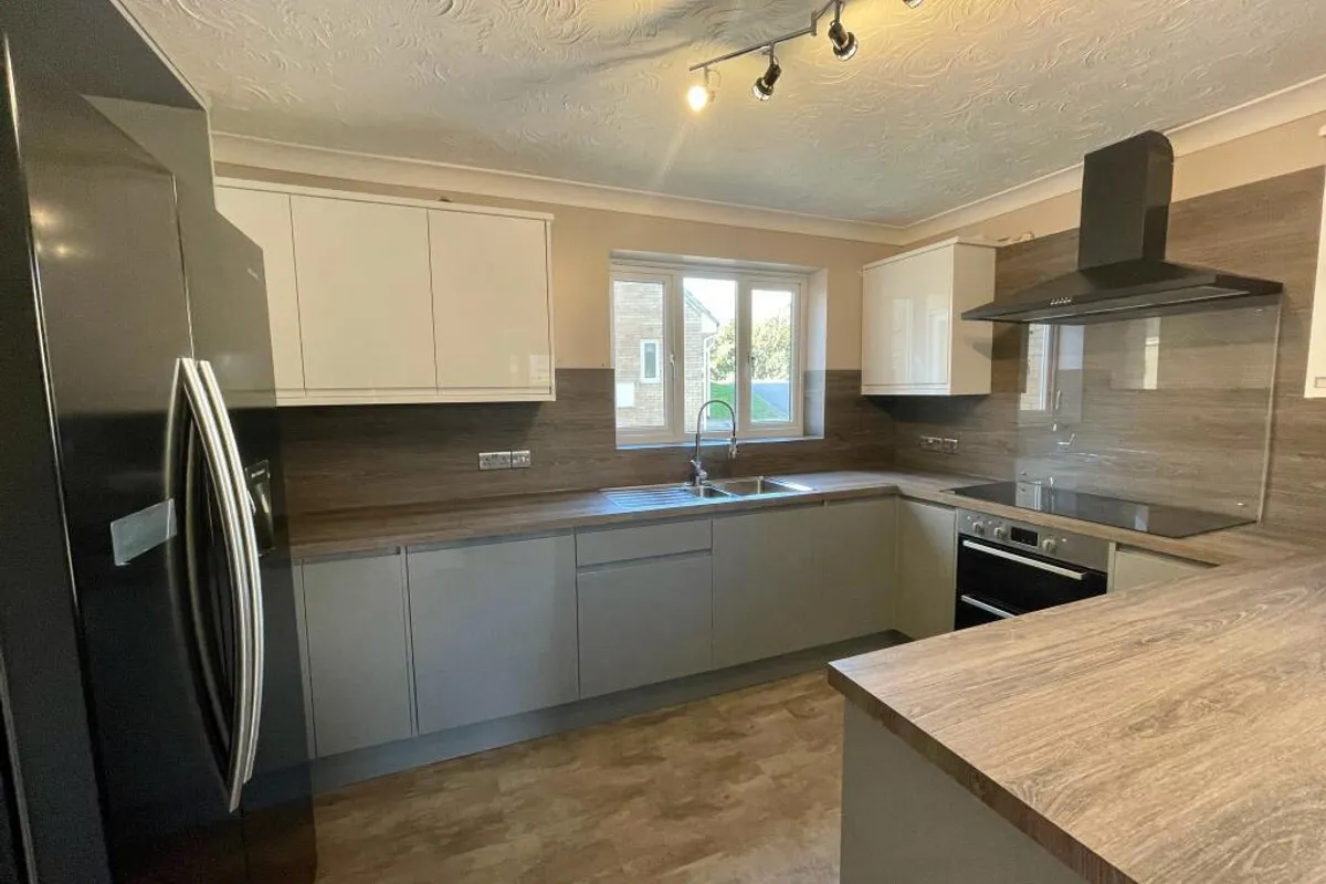 House Kitchener Close in West Suffolk