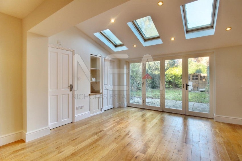 House Woodcote Road in Reading