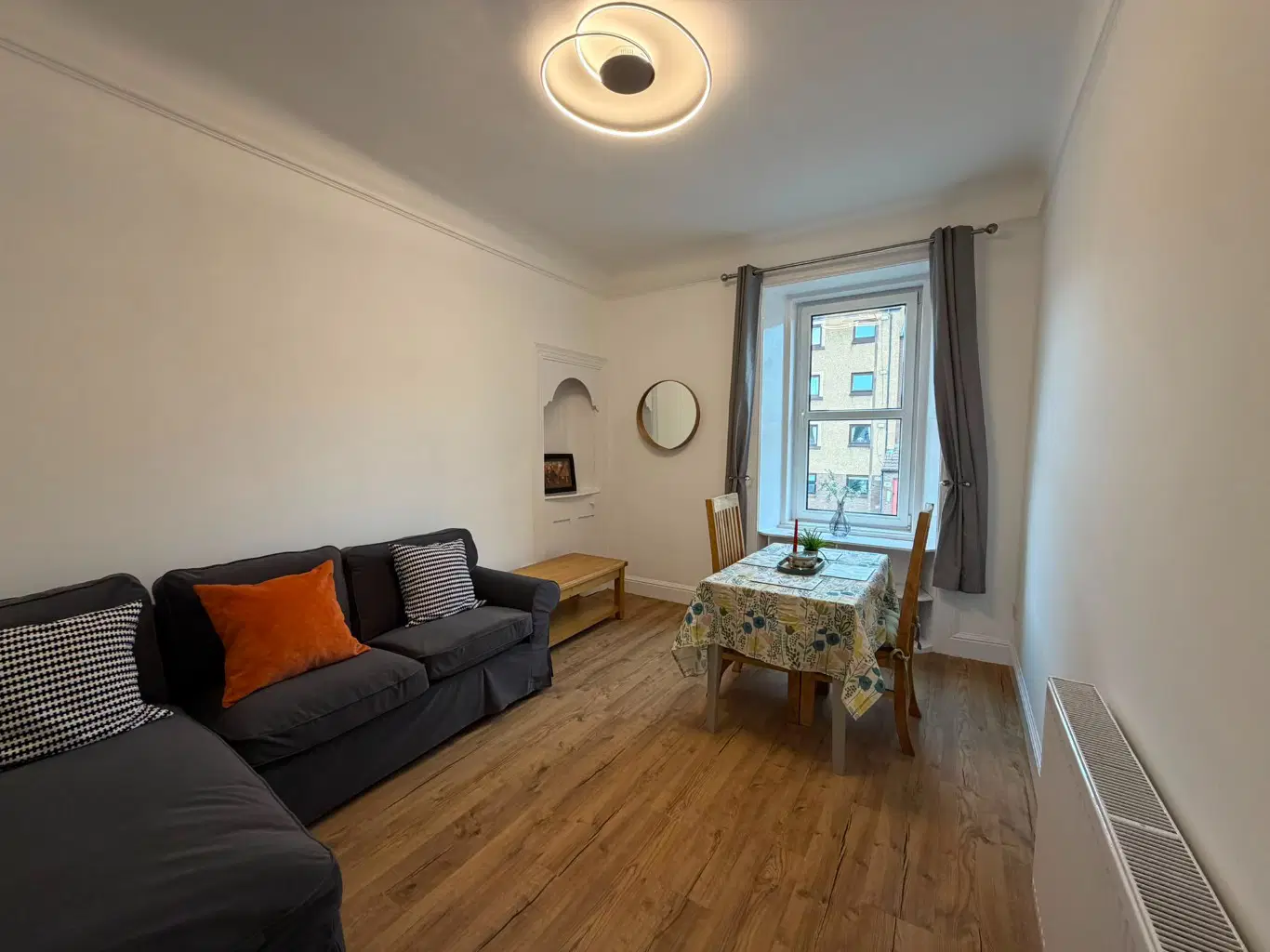 Flat Gorgie Road in City of Edinburgh