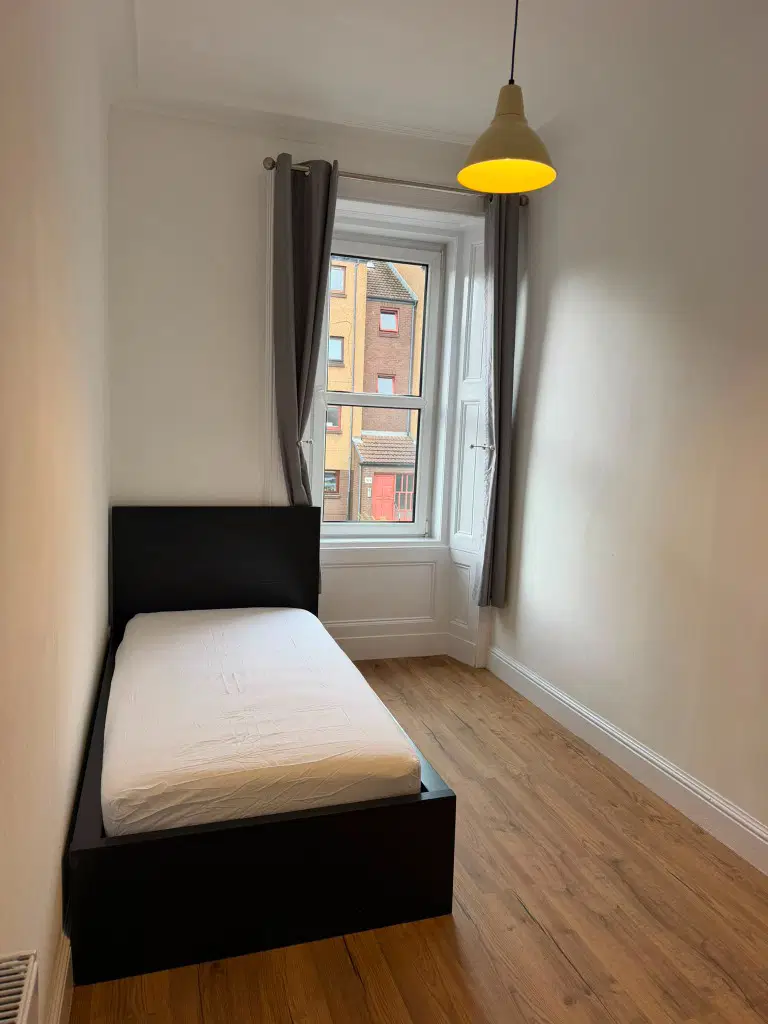 Flat Gorgie Road in City of Edinburgh