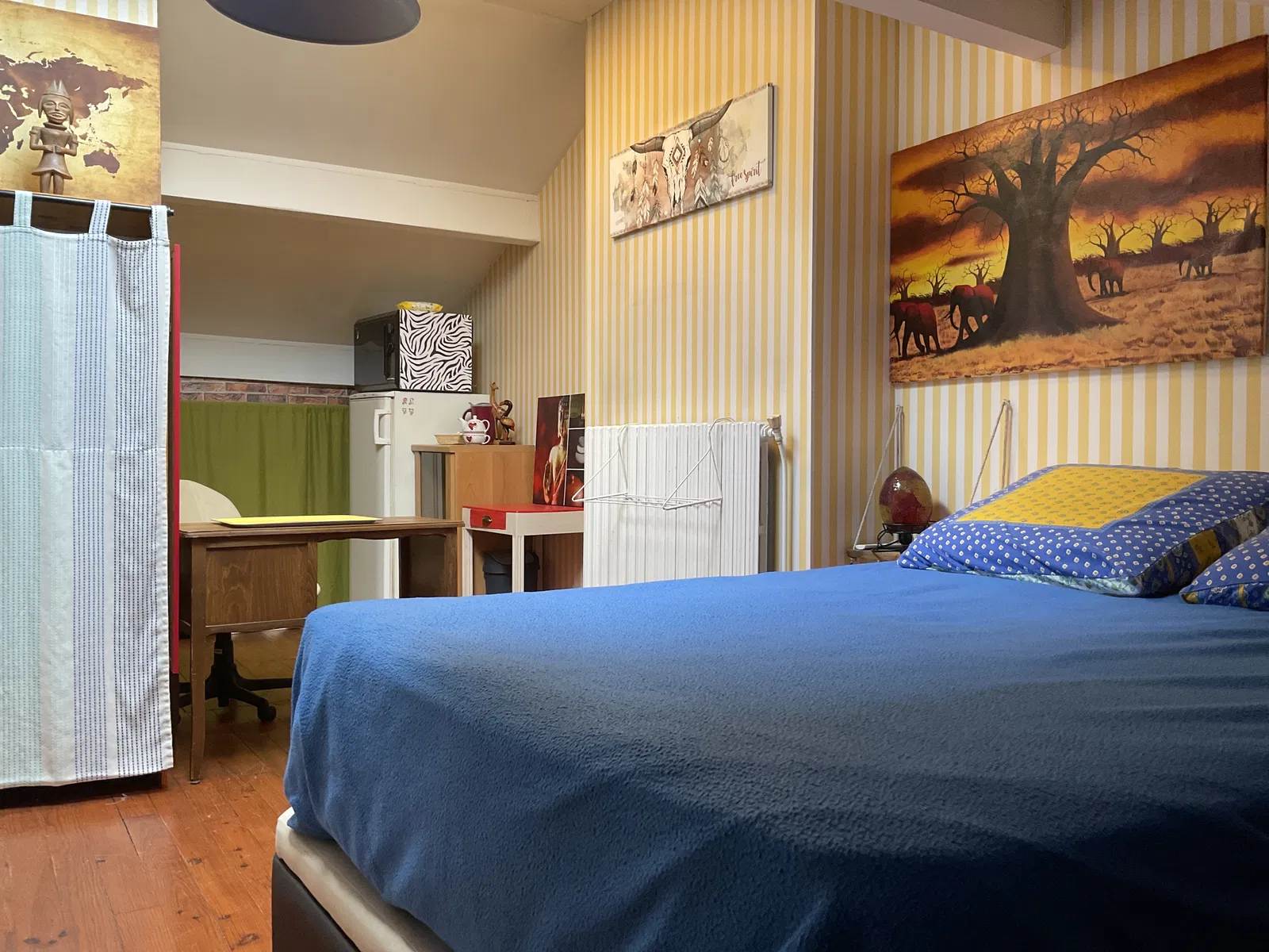 Room Rue Lagarde in Golbey