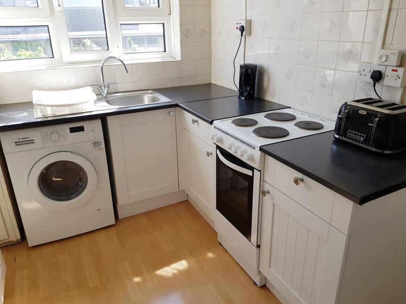 Room Killick Street in Greater London