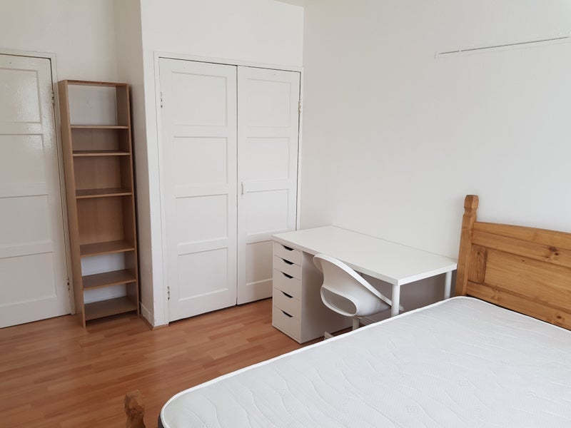 Room Killick Street in Greater London