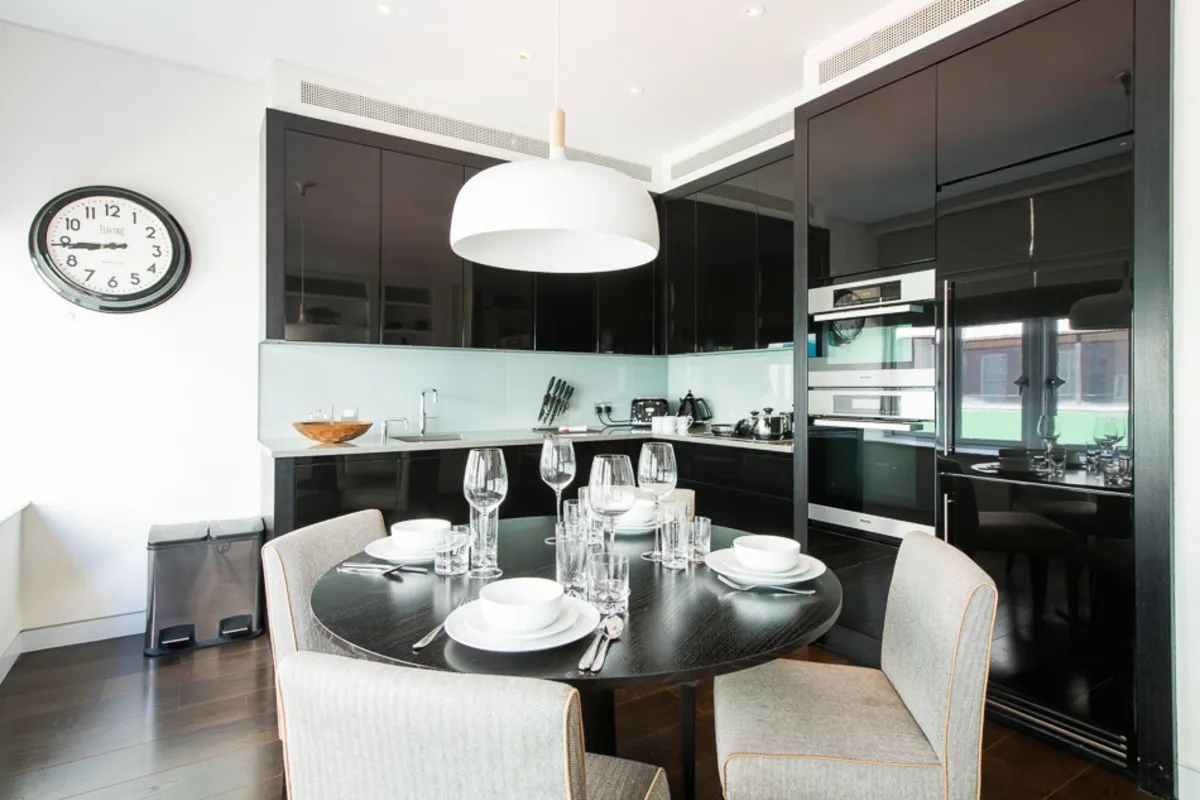 Flat Duke Street in City of Westminster