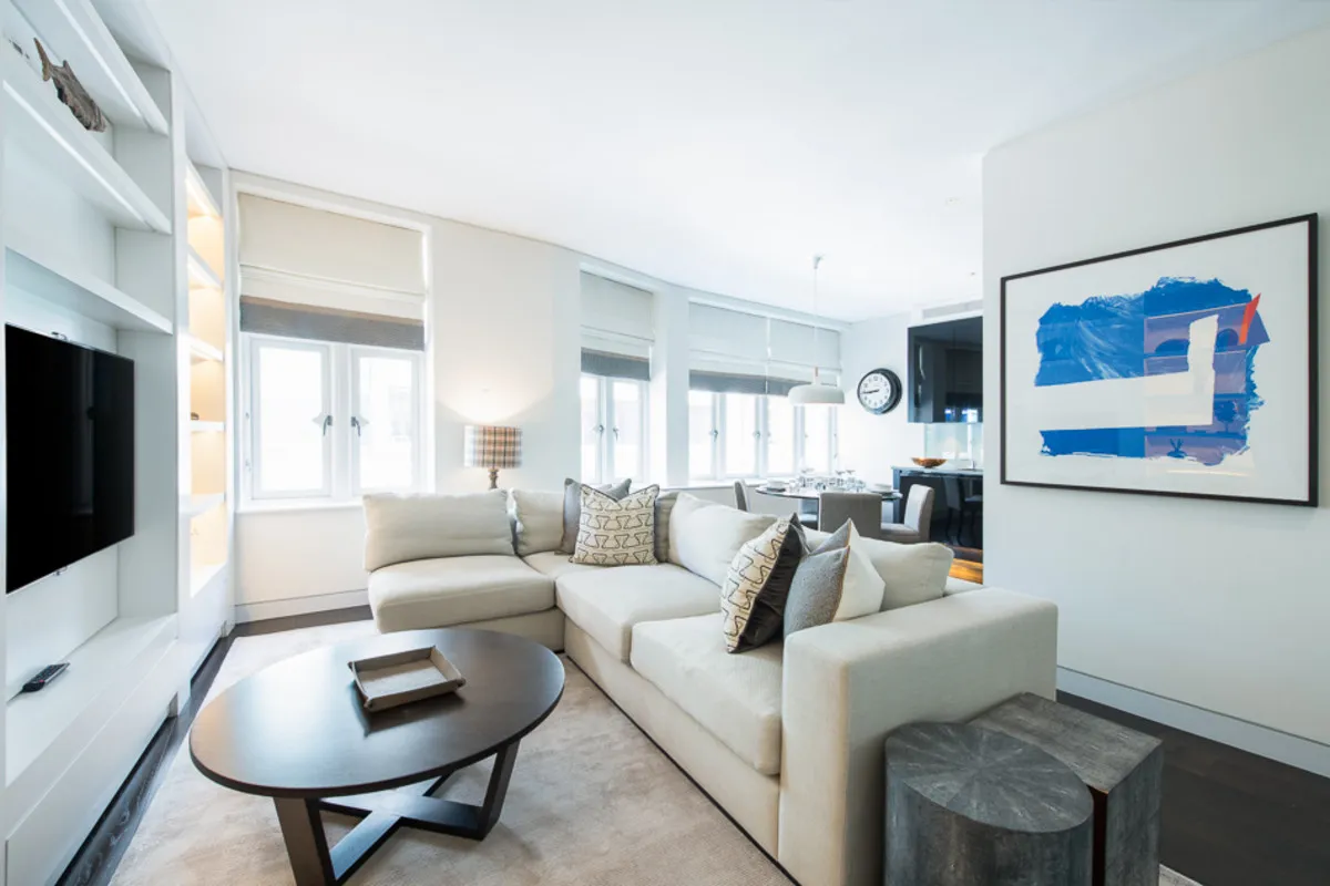 Flat Duke Street in City of Westminster