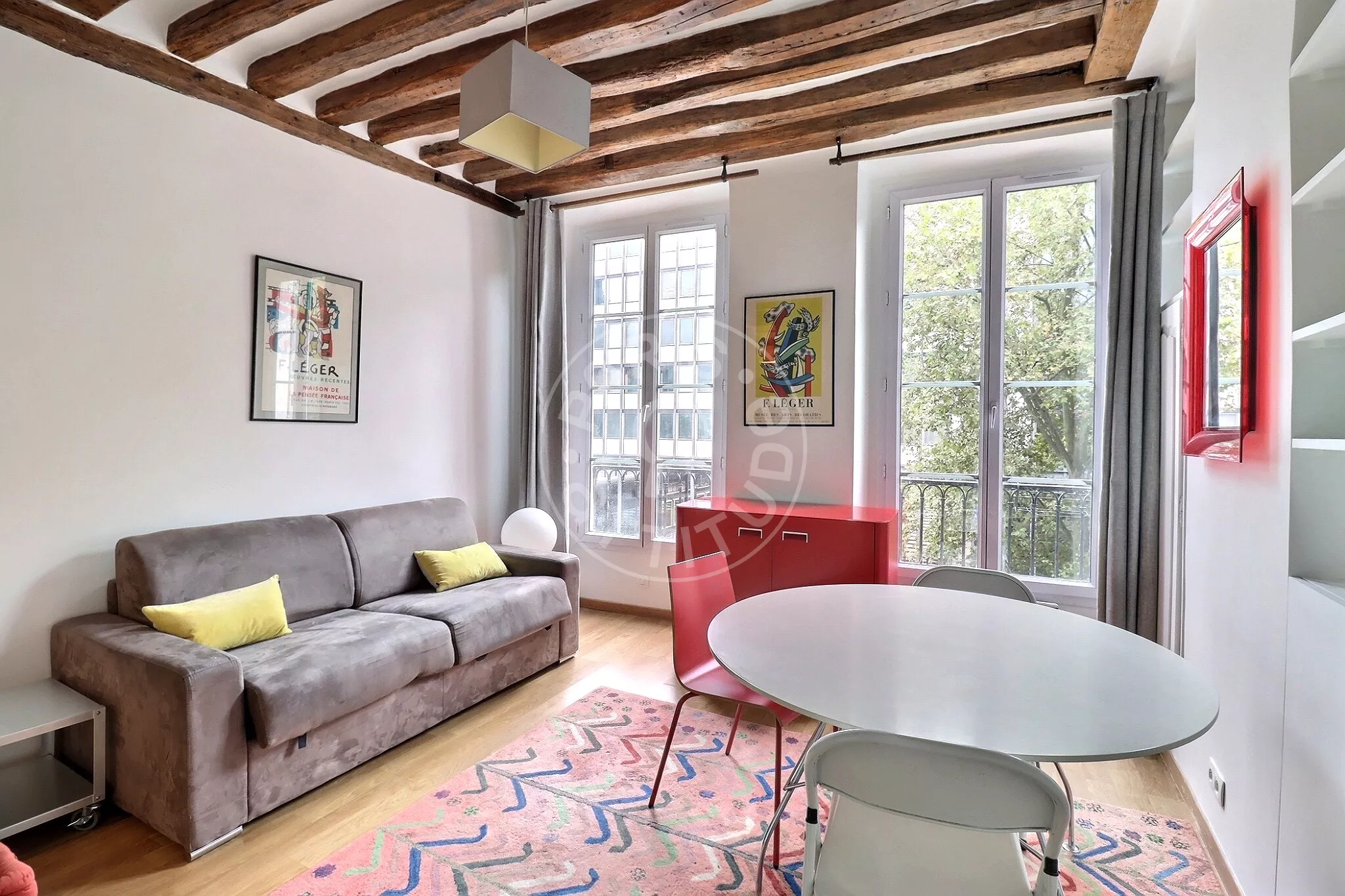Appartement Rue des Fossés Saint-Bernard à Paris