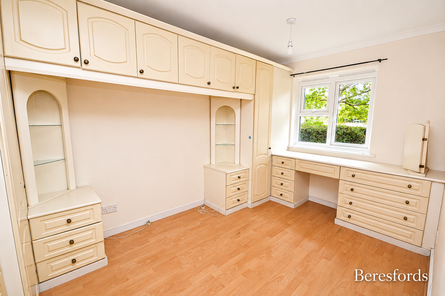 Flat Pollards Green in Chelmsford