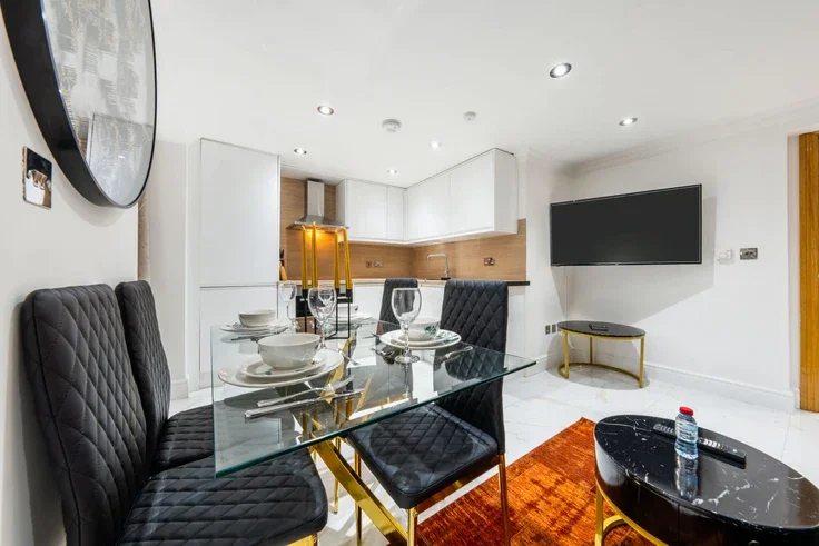 Flat Westbourne Terrace in City of Westminster