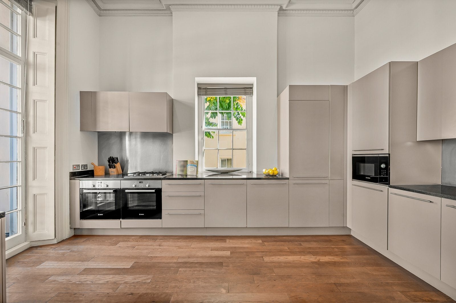 Flat Wilton Crescent in City of Westminster