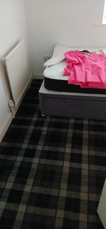 Room Blyth Avenue in Manchester
