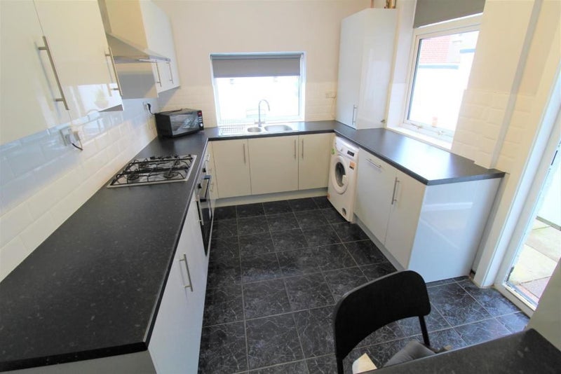 Room Maxton Road in Liverpool