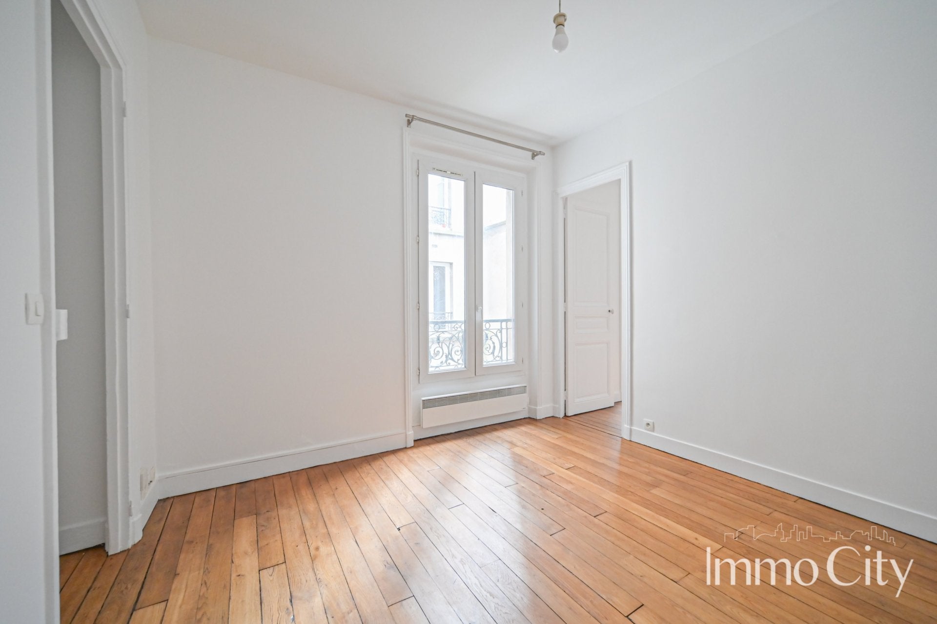 Flat Rue de Nantes in Paris
