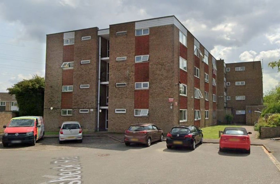 Flat Wansbeck Road in Bedford