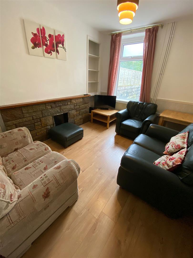 Flat Meadow Street in Pontypridd