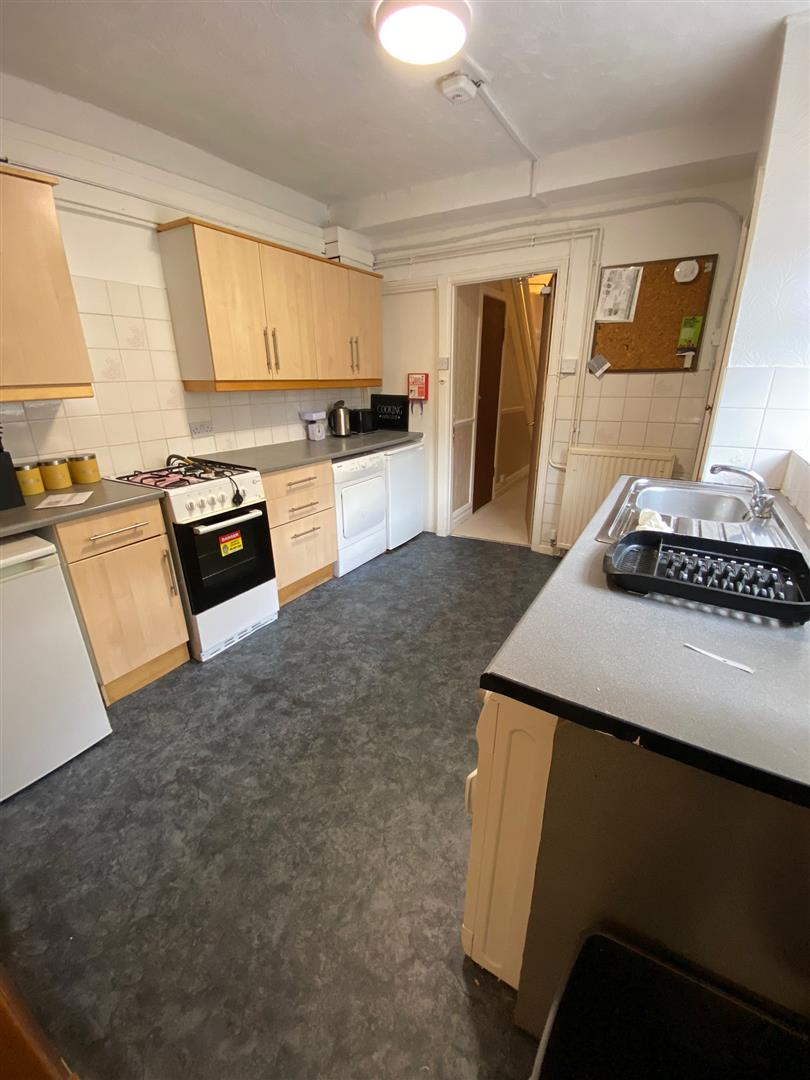 Flat Meadow Street in Pontypridd