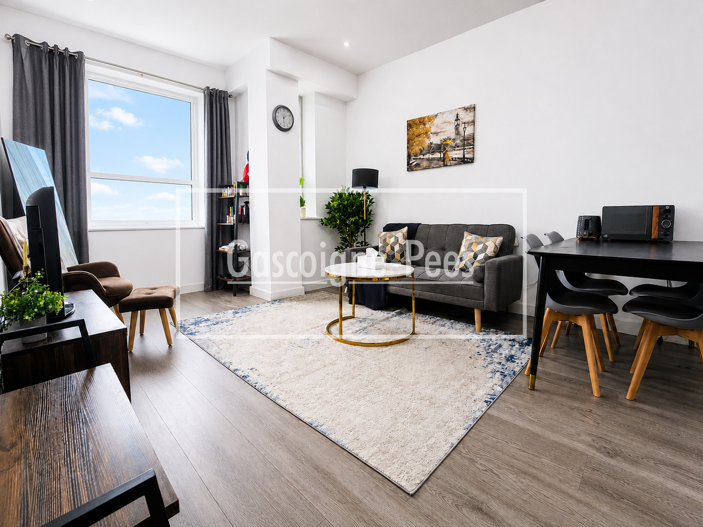 Flat Marigold Court in Guildford