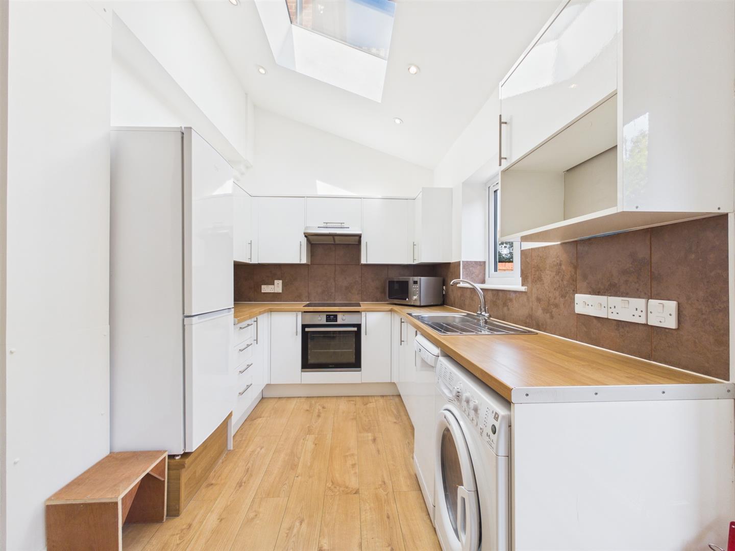 Flat Harold Road in Greater London