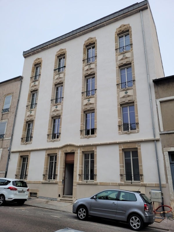 Flat Rue Raymond Poincaré in Nancy