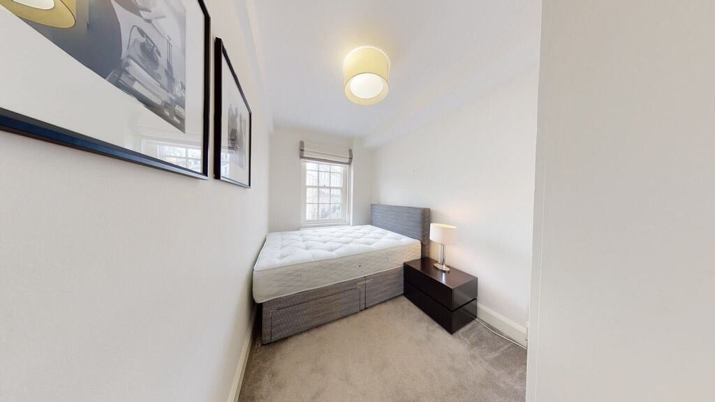 Flat Fulham Road in Greater London