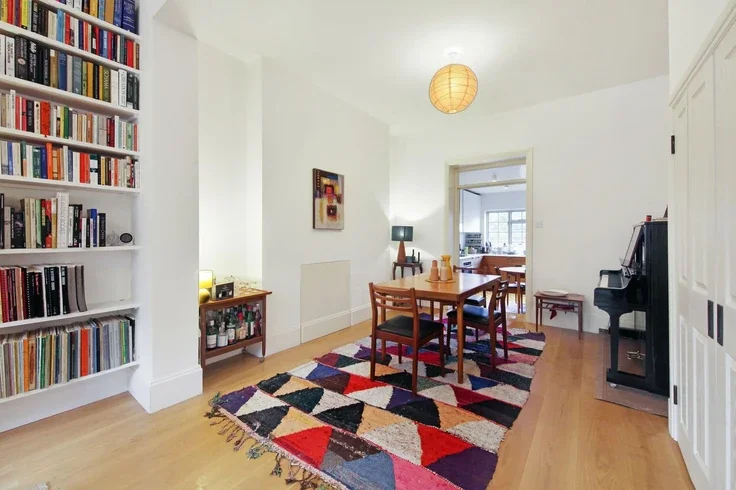 Flat Malden Road in Greater London