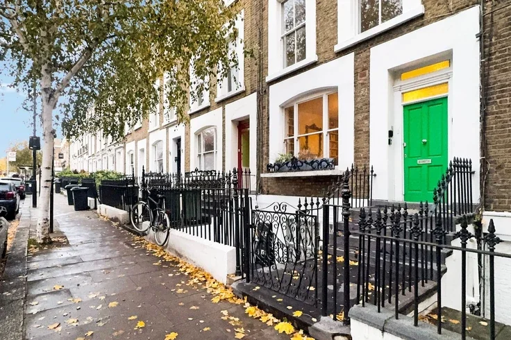 Flat Malden Road in Greater London
