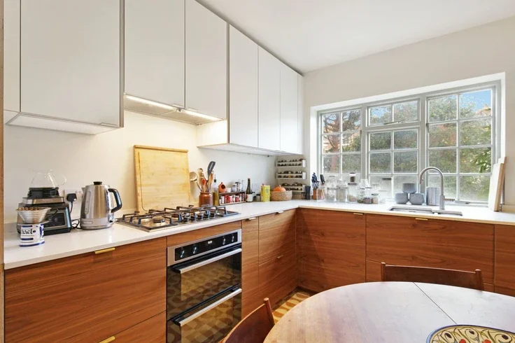 Flat Malden Road in Greater London