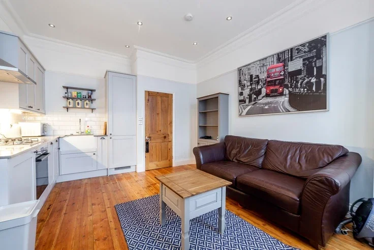 Flat Glenluce Road in Greater London