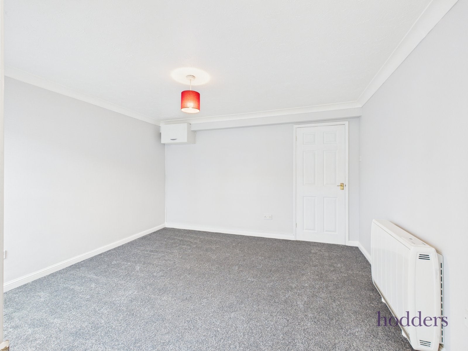 Flat Vernon Close in Borough of Runnymede