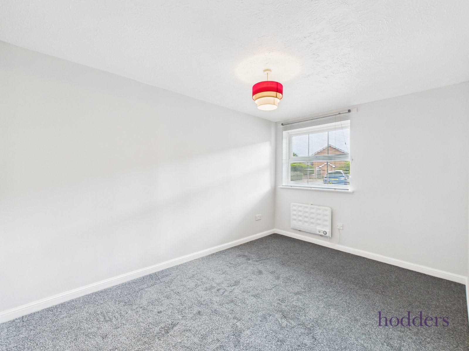 Flat Vernon Close in Borough of Runnymede