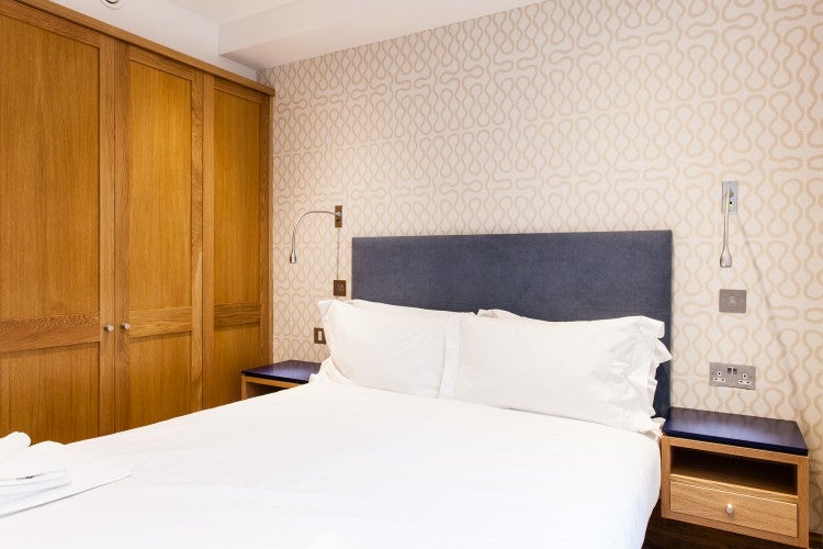 Flat Willoughby Street in Greater London
