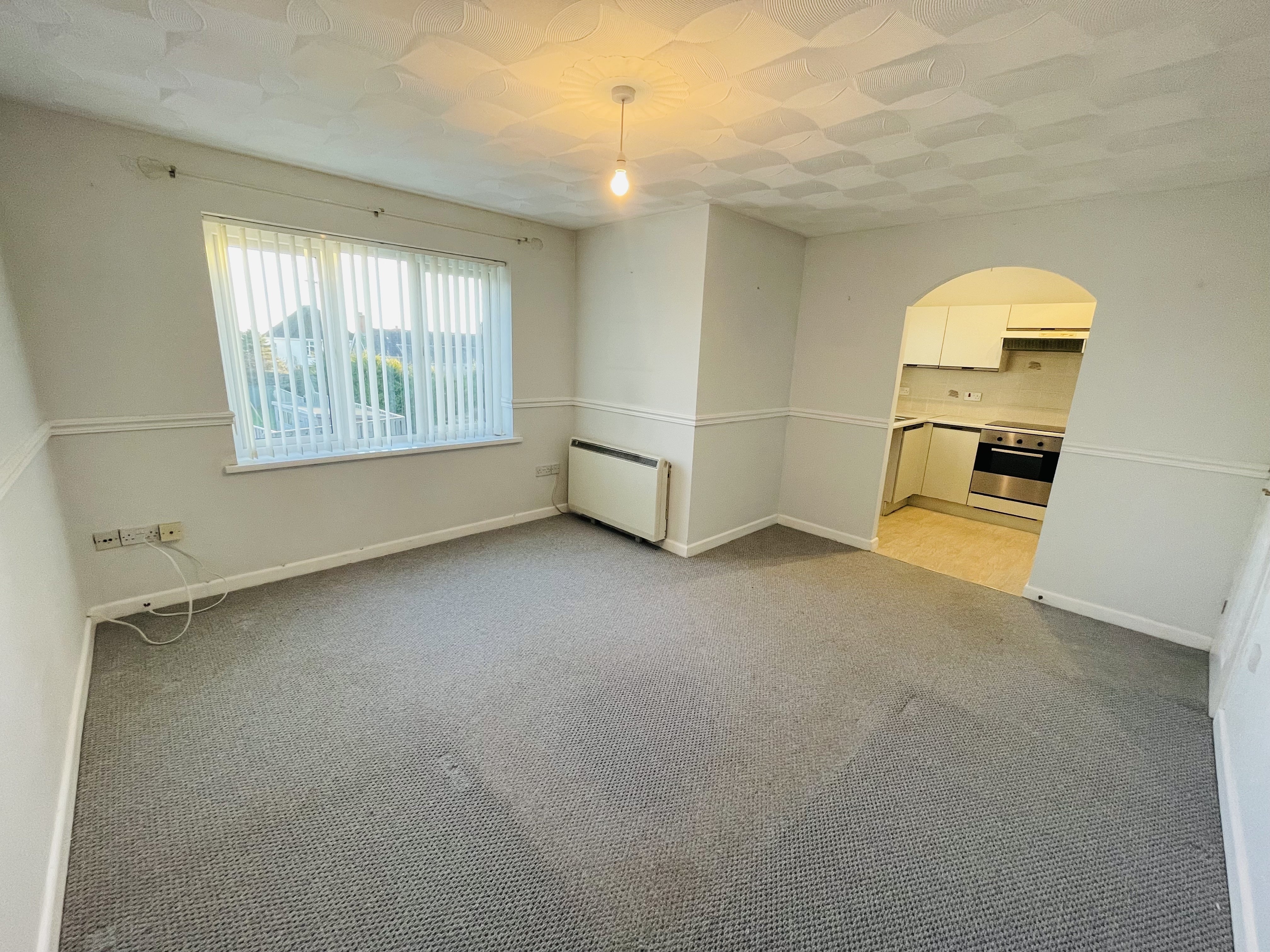 Flat Oakfield Drive in Kilgetty