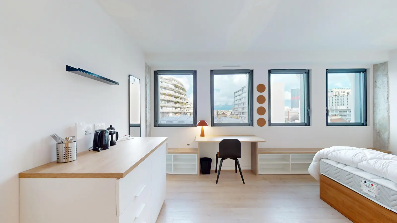 Room Rue Cambronne in Paris