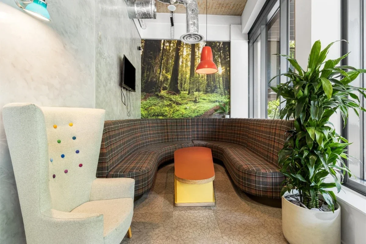Room Market Road in Greater London