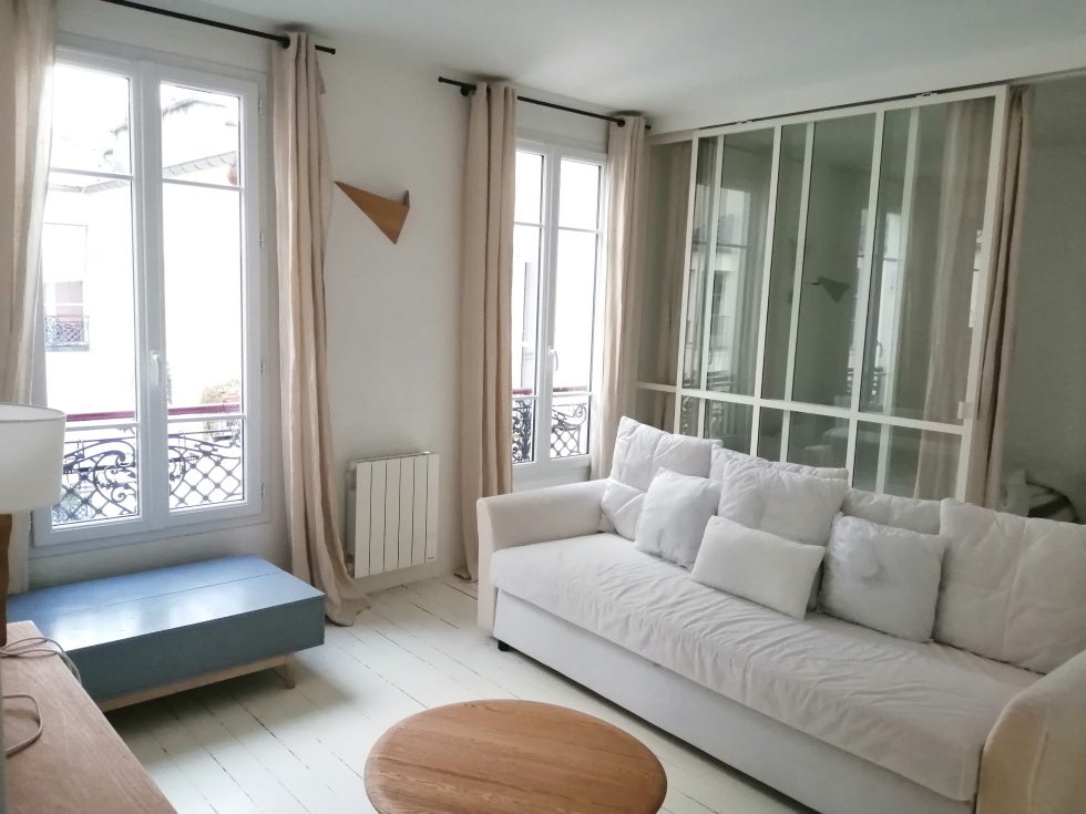 Flat Rue des Minimes in Paris