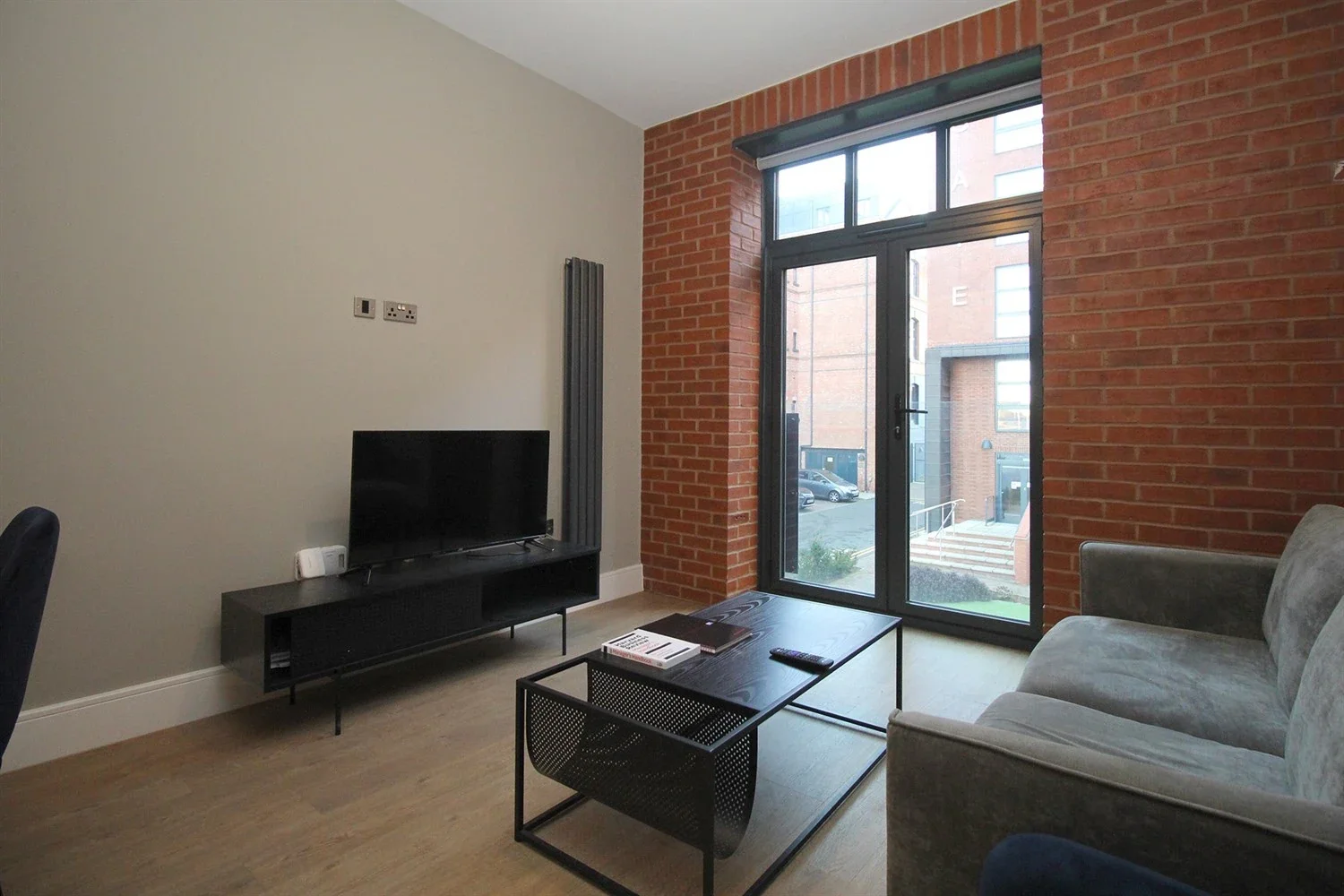 Flat Falcon Street in Charnwood