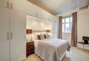 Flat Regent's Park Road in Greater London