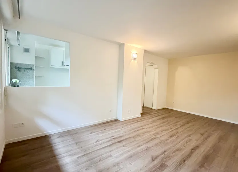 Flat Rue de Gentilly in Montrouge