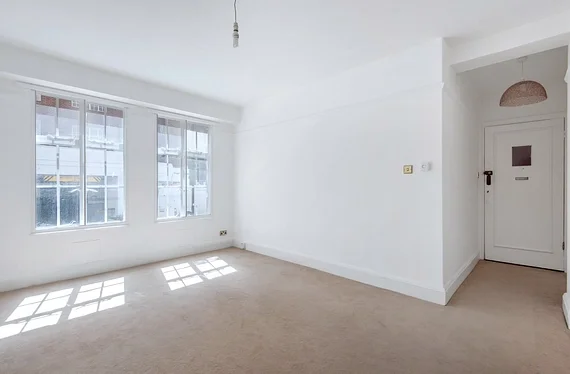 Flat Herbrand Street in Greater London