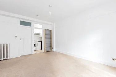 Flat Herbrand Street in Greater London