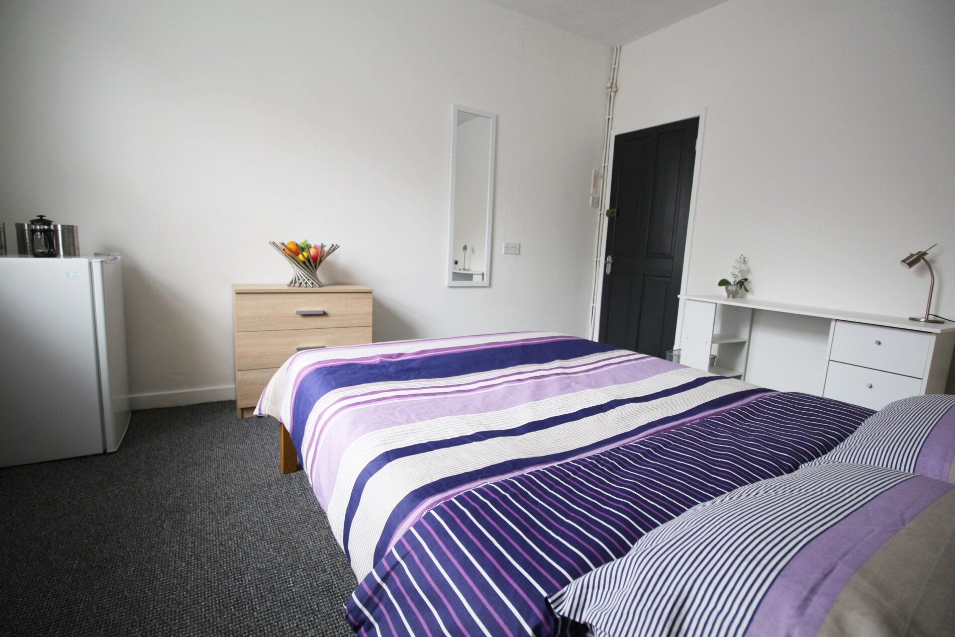 Room Rosemary Lane in Lincoln