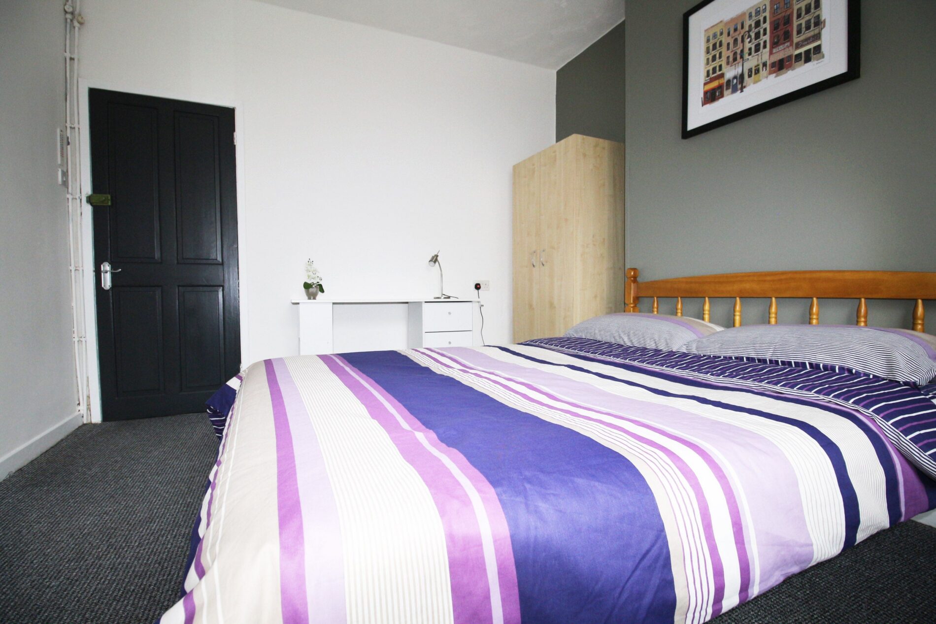 Room Rosemary Lane in Lincoln